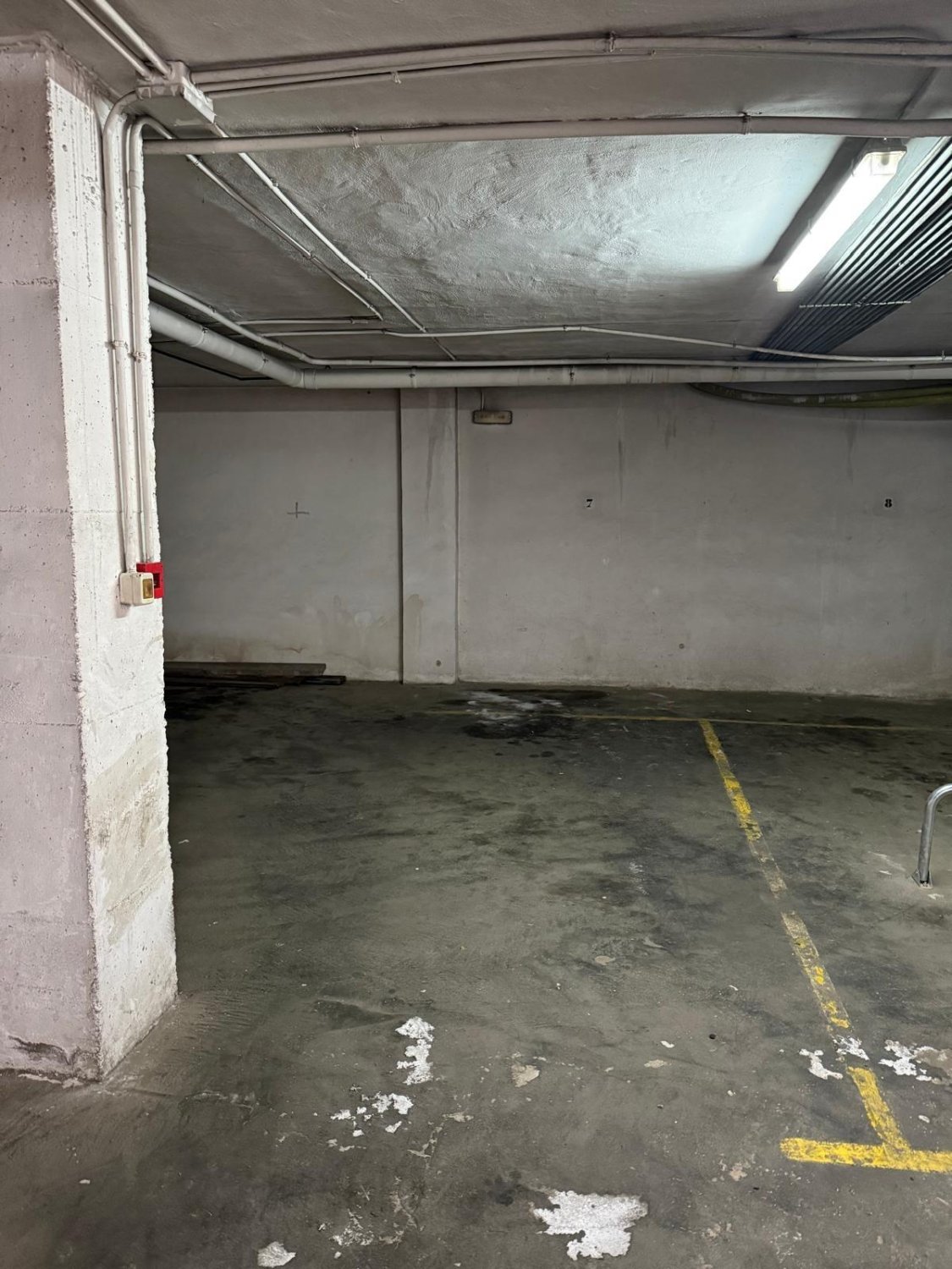 Parking à Torrevieja, Alicante, Espagne 33 m2 No. 182912