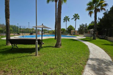 Bungalow for sale in Torrevieja, Alicante, Spain 2 bedrooms, 62 sq.m. No. 182910 - photo 23