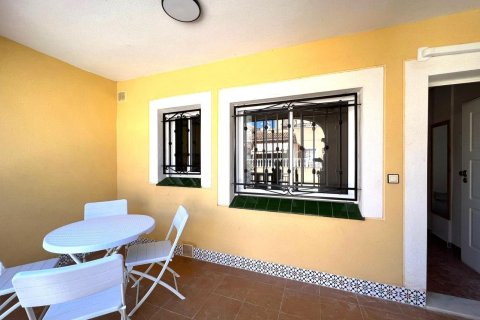 Bungalow for sale in Torrevieja, Alicante, Spain 2 bedrooms, 62 sq.m. No. 182910 - photo 6