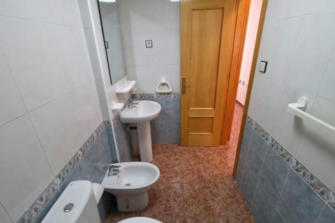 Bungalow for sale in Torrevieja, Alicante, Spain 2 bedrooms, 62 sq.m. No. 182910 - photo 18