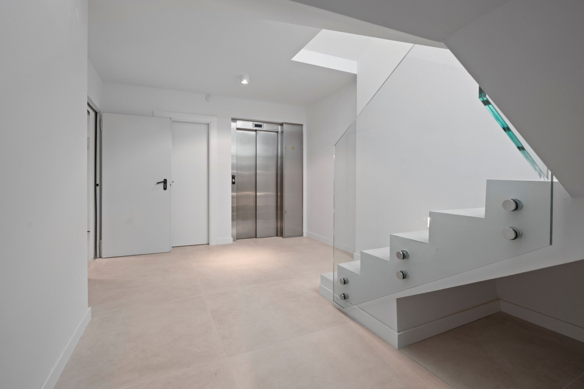 Villa a Benidorm, Alicante, Spagna 3 camere da letto, 274 mq. N° 168105