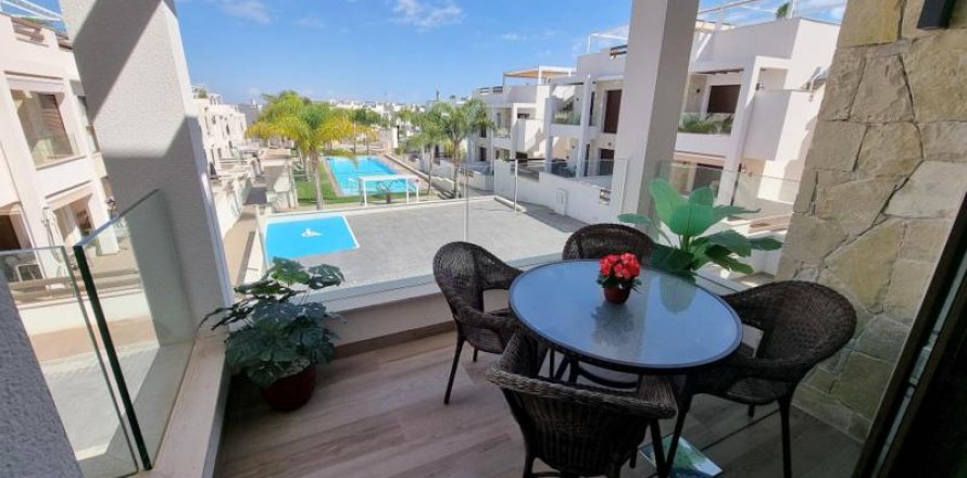 Dzīvoklis Los Balcones, Alicante, Spānijā 2 istabas, 63 m2 Nr. 146098