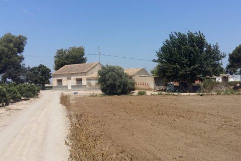 Finca till salu Daya Nueva, Alicante, Spanien 3 sovrum, 239 kvm. Nr. 139280 - foto 1