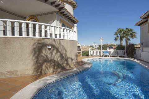 Villa à vendre Alicante, Espagne, 4 chambres,  No. 139284 - photo 3