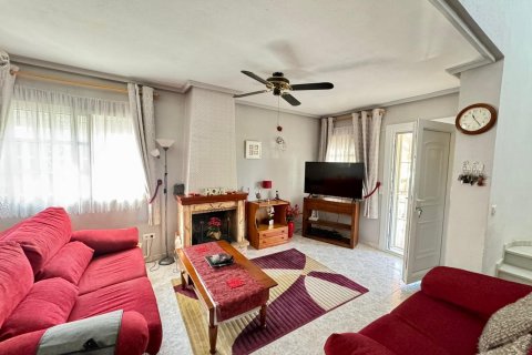Villa en venta Torrevieja, Alicante, España 3 dormitorios, 97 m2 No. 138500 - foto 6