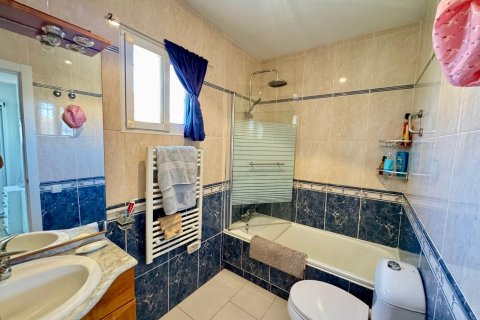Villa en venta Torrevieja, Alicante, España 3 dormitorios, 97 m2 No. 138500 - foto 24