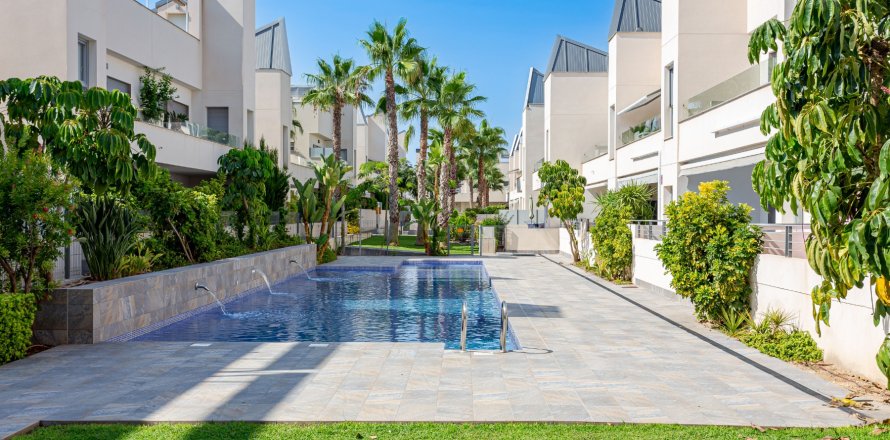 Apartamento Torrevieja, Alicante, España 2 dormitorios, 70 m2 No. 138501