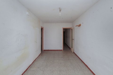 Apartment in Badalona, Barcelona, Spain 2 bedrooms, 63 sq.m. No. 186375