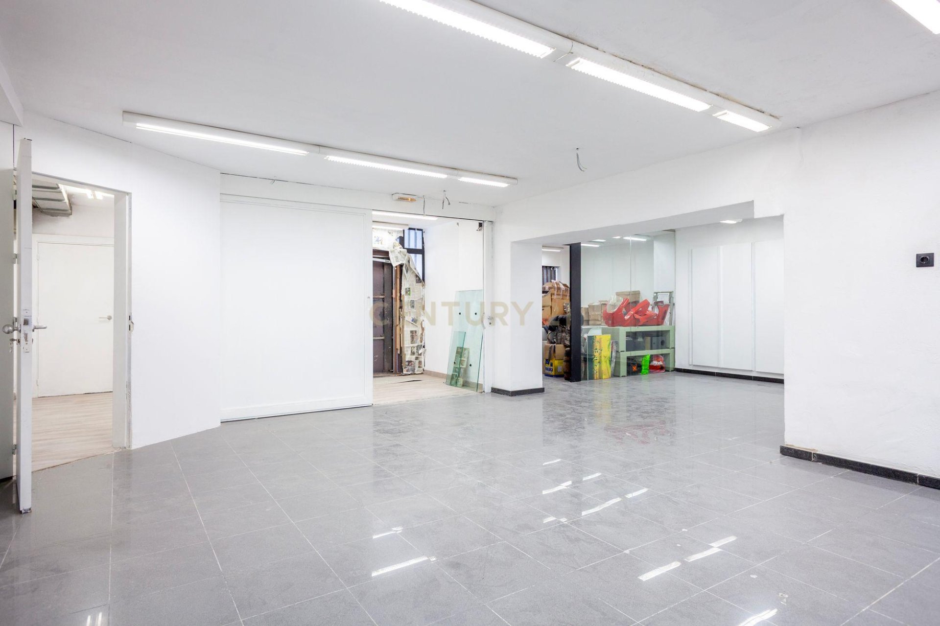 Proprietà commerciale a Premia De Dalt, Barcelona, Spagna 105 mq. N° 186379