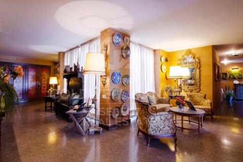 Apartment à vendre à Sabadell, Barcelona, Espagne, 6 chambres, 412 m2 No. 178441 - photo 20