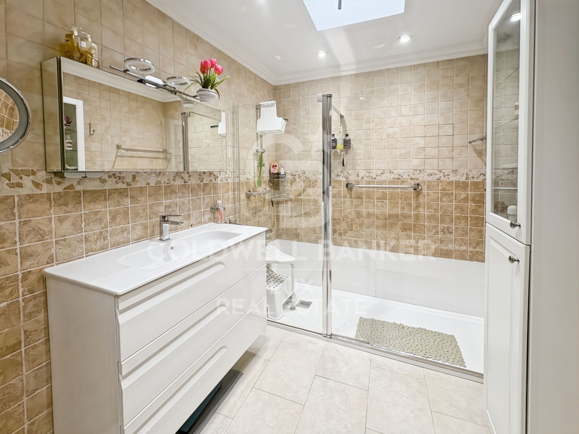 Casa a Empuriabrava, Girona, Spagna 6 camere da letto, 238 mq. N° 178443