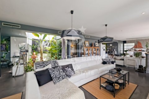 House à vendre à Girona, Espagne, 4 chambres, 541 m2 No. 178442 - photo 8