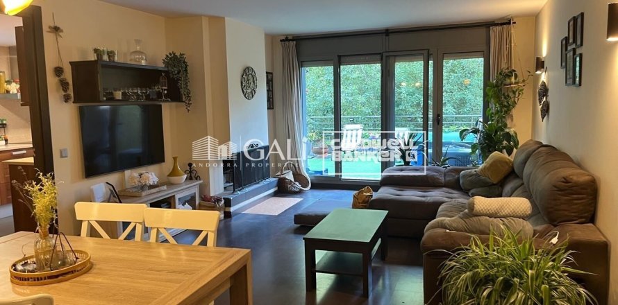 Apartment à Principado De Andorra (Ninguna Poblacion Tiene C.P.), Lleida, Espagne 3 chambres, 118 m2 No. 178444