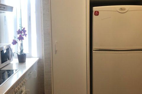 Apartment à louer à Madrid, Espagne, 1 chambre, 50 m2 No. 155283 - photo 9