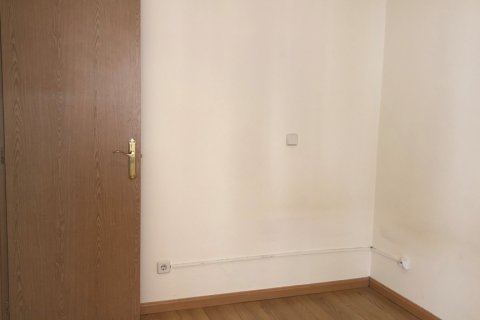 Apartment à louer à Madrid, Espagne, 1 chambre, 50 m2 No. 155283 - photo 4