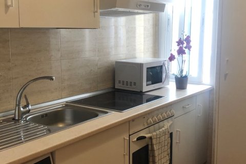 Apartment à louer à Madrid, Espagne, 1 chambre, 50 m2 No. 155283 - photo 8