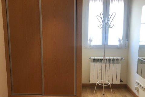 Apartment à louer à Madrid, Espagne, 1 chambre, 50 m2 No. 155283 - photo 3
