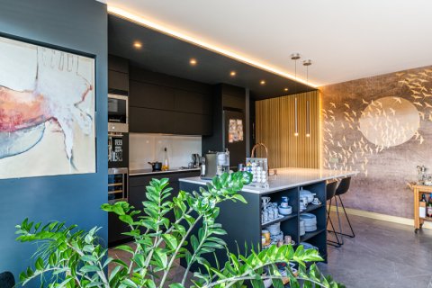 Lägenhet till salu i Madrid, Spanien 1 sovrum, 86 kvm. Nr. 155284 - foto 4