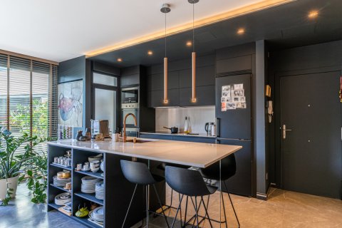 Lägenhet till salu i Madrid, Spanien 1 sovrum, 86 kvm. Nr. 155284 - foto 15