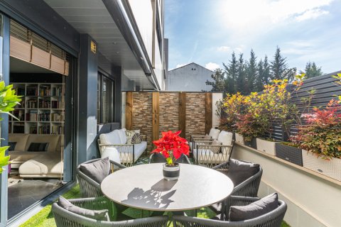 Lägenhet till salu i Madrid, Spanien 1 sovrum, 86 kvm. Nr. 155284 - foto 12