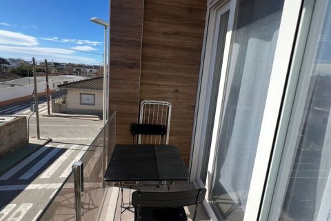 Huoneisto myytävänä Pilar de la Horadada, Alicante, Espanja, 2 makuuhuonetta, 82 m2 No. 156256 - kuva 3