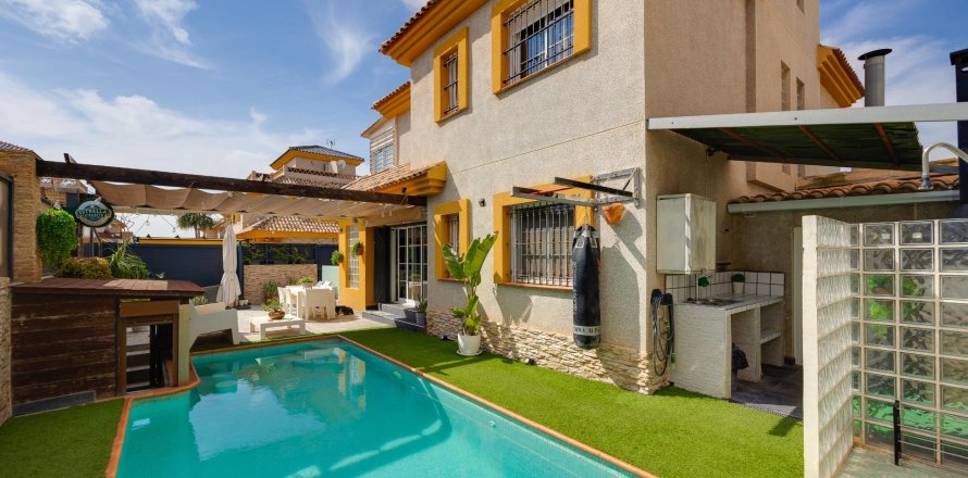 Willa w Los Montesinos, Alicante, Hiszpania 3 sypialnie, 100 mkw. nr 156253