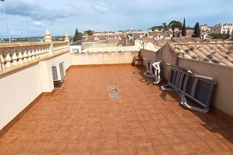 Radhus till salu i Guardamar del Segura, Alicante, Spanien 3 sovrum, 82 kvm. Nr. 156258 - foto 18