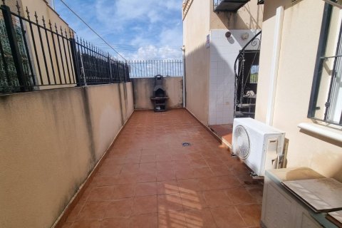 Radhus till salu i Guardamar del Segura, Alicante, Spanien 3 sovrum, 82 kvm. Nr. 156258 - foto 13