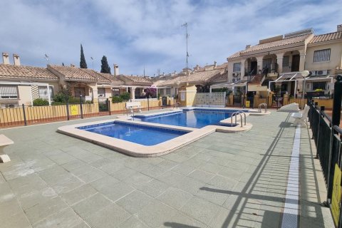 Radhus till salu i Guardamar del Segura, Alicante, Spanien 3 sovrum, 82 kvm. Nr. 156258 - foto 4