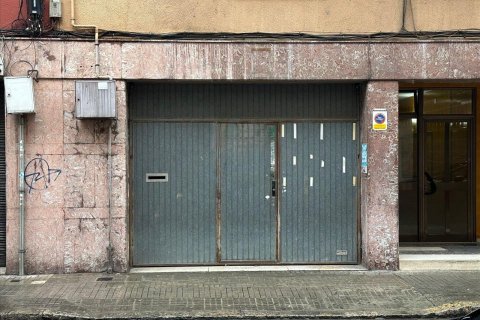 Продажа коммерческой недвижимости в Монткада-и-Рейшак, Барселона, Испания 221м2 №191212 - фото 2
