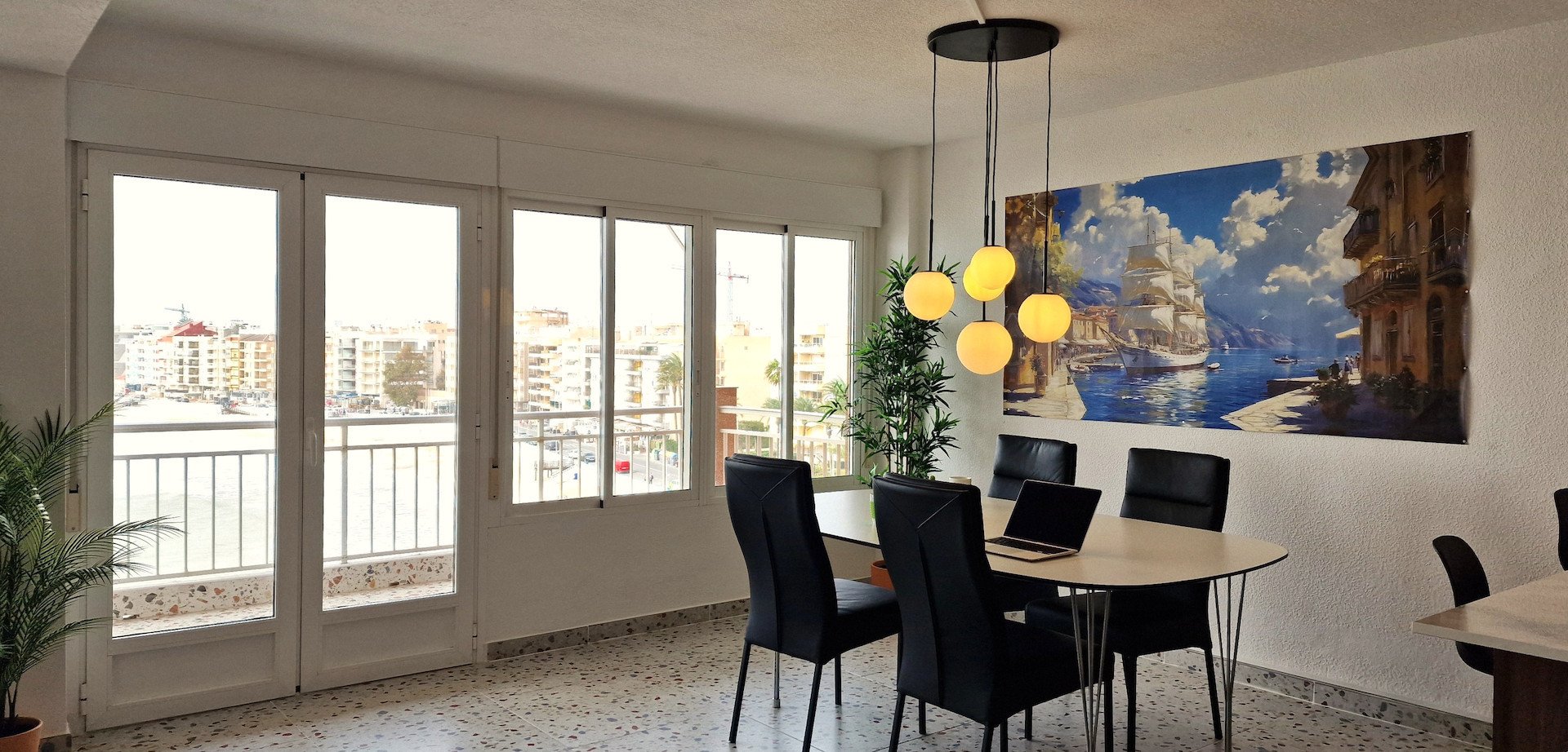 Apartamento en Torrevieja, Alicante, España 2 dormitorios, 88 m2 No. 195470