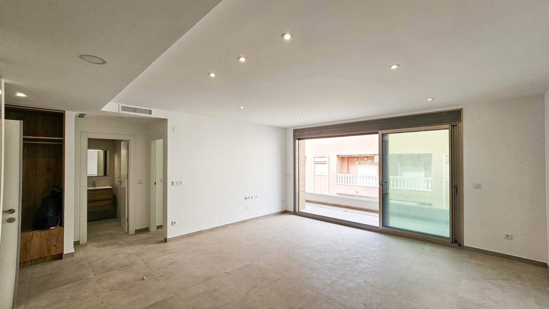Apartment in Torrevieja, Alicante, Spain 1 bedroom, 63 sq.m. No. 195464