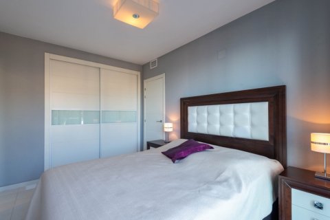 Huoneisto myytävänä Punta Prima, Alicante, Espanja, 2 makuuhuonetta, 70 m2 No. 146115 - kuva 12