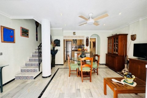 Huoneisto myytävänä La Mata, Alicante, Espanja, 2 makuuhuonetta, 75 m2 No. 146117 - kuva 6