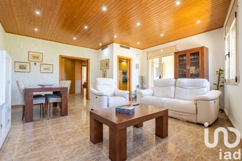 Дом в Ампоста, Таррагона, Испания 3 спальни, 270м2 №153592