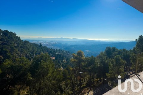 Продажа квартиры в Кастельяр-дель-Вальес, Барселона, Испания 6 спален, 317.43м2 №153595 - фото 8