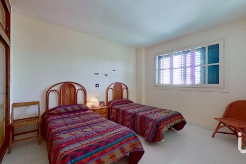 Talo myytävänä Creixell, Tarragona, Espanja, 5 makuuhuonetta, 159 m2 No. 153590 - kuva 24