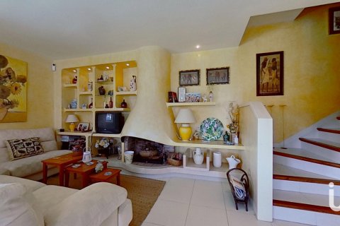 Talo myytävänä Creixell, Tarragona, Espanja, 5 makuuhuonetta, 159 m2 No. 153590 - kuva 12