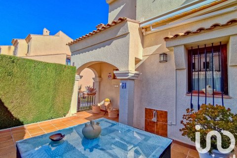 Kaupunkipientalo myytävänä Santa Pola, Alicante, Espanja, 4 makuuhuonetta, 200 m2 No. 153591 - kuva 13