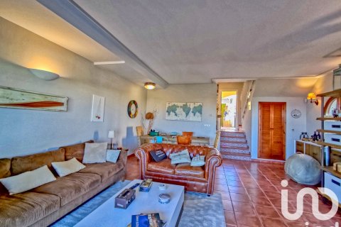 Kaupunkipientalo myytävänä Santa Pola, Alicante, Espanja, 4 makuuhuonetta, 200 m2 No. 153591 - kuva 22