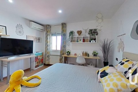 Продажа дома в Торрес де Сегре, Лерида, Испания 3 спальни, 443м2 №153594 - фото 28