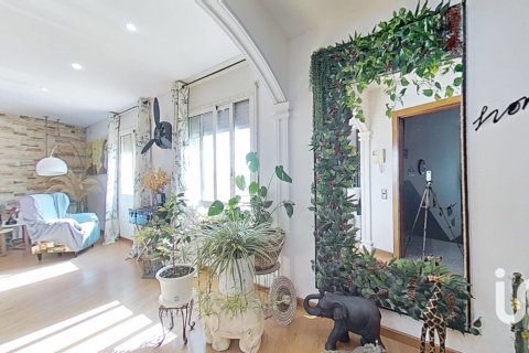 Продажа дома в Торрес де Сегре, Лерида, Испания 3 спальни, 443м2 №153594 - фото 4