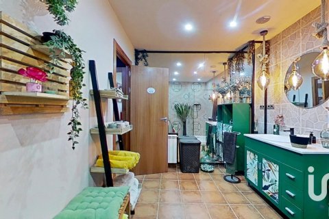 Продажа дома в Торрес де Сегре, Лерида, Испания 3 спальни, 443м2 №153594 - фото 13