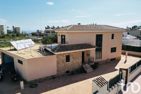 Talo myytävänä La Almadraba, Alicante, Espanja, 4 makuuhuonetta, 500 m2 No. 153589 - kuva 7