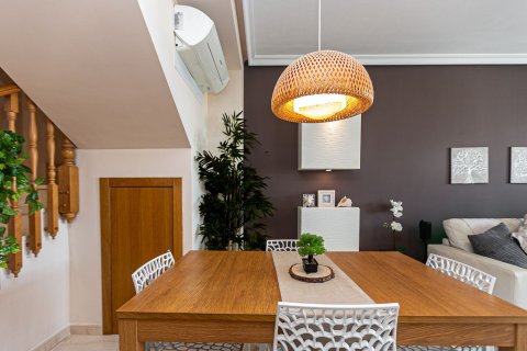 Сasa en venta en La Zenia, Alicante, España 75 m2 No. 167475 - foto 12