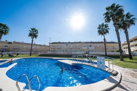 Сasa en venta en La Zenia, Alicante, España 75 m2 No. 167475 - foto 5