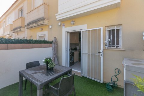 Сasa en venta en La Zenia, Alicante, España 75 m2 No. 167475 - foto 20