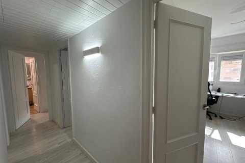 Apartamento en venta en Alicante, España 3 dormitorios, 132 m2 No. 167476 - foto 27