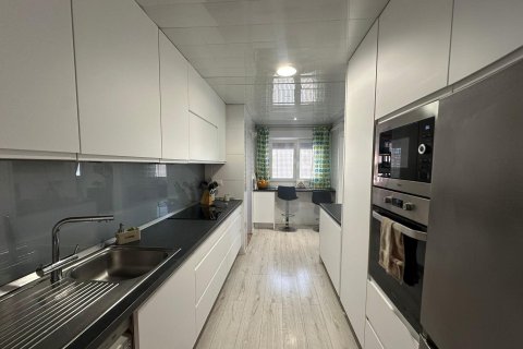 Apartamento en venta en Alicante, España 3 dormitorios, 132 m2 No. 167476 - foto 3