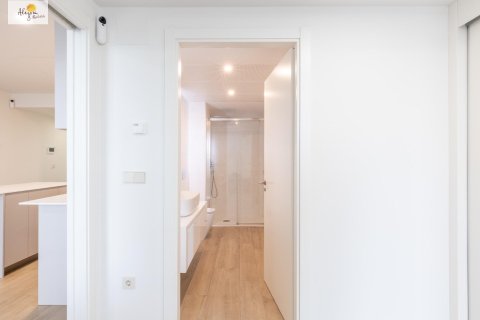 Apartment for rent in Valencia, Spain 1 bedroom, 83 sq.m. No. 167479 - photo 17